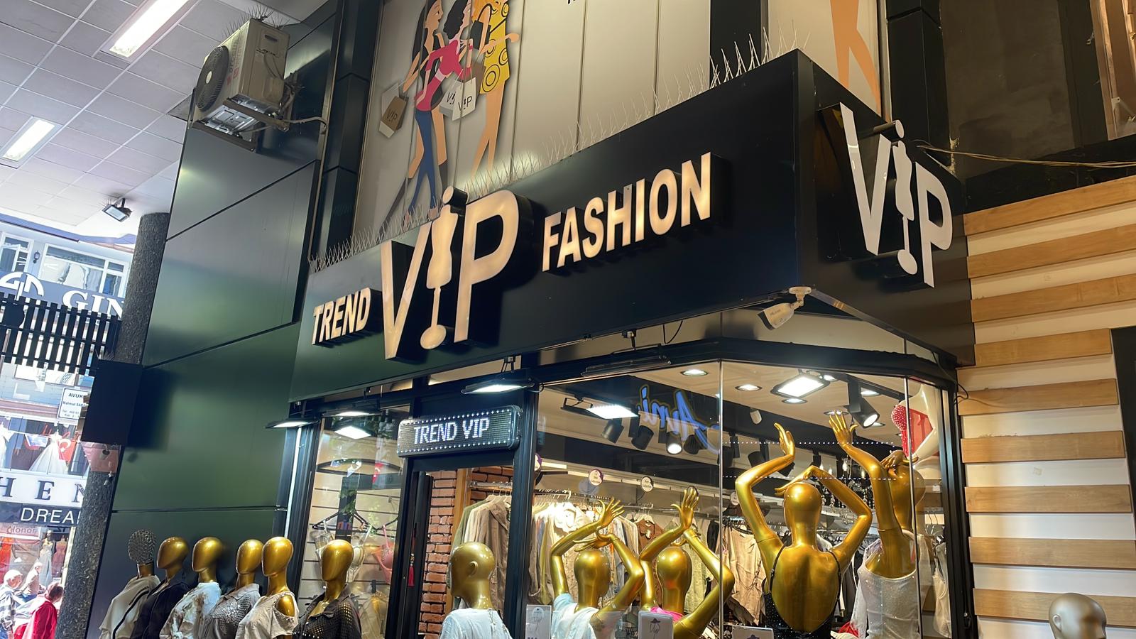 Trend VIP Fashion Cephe Tabelası