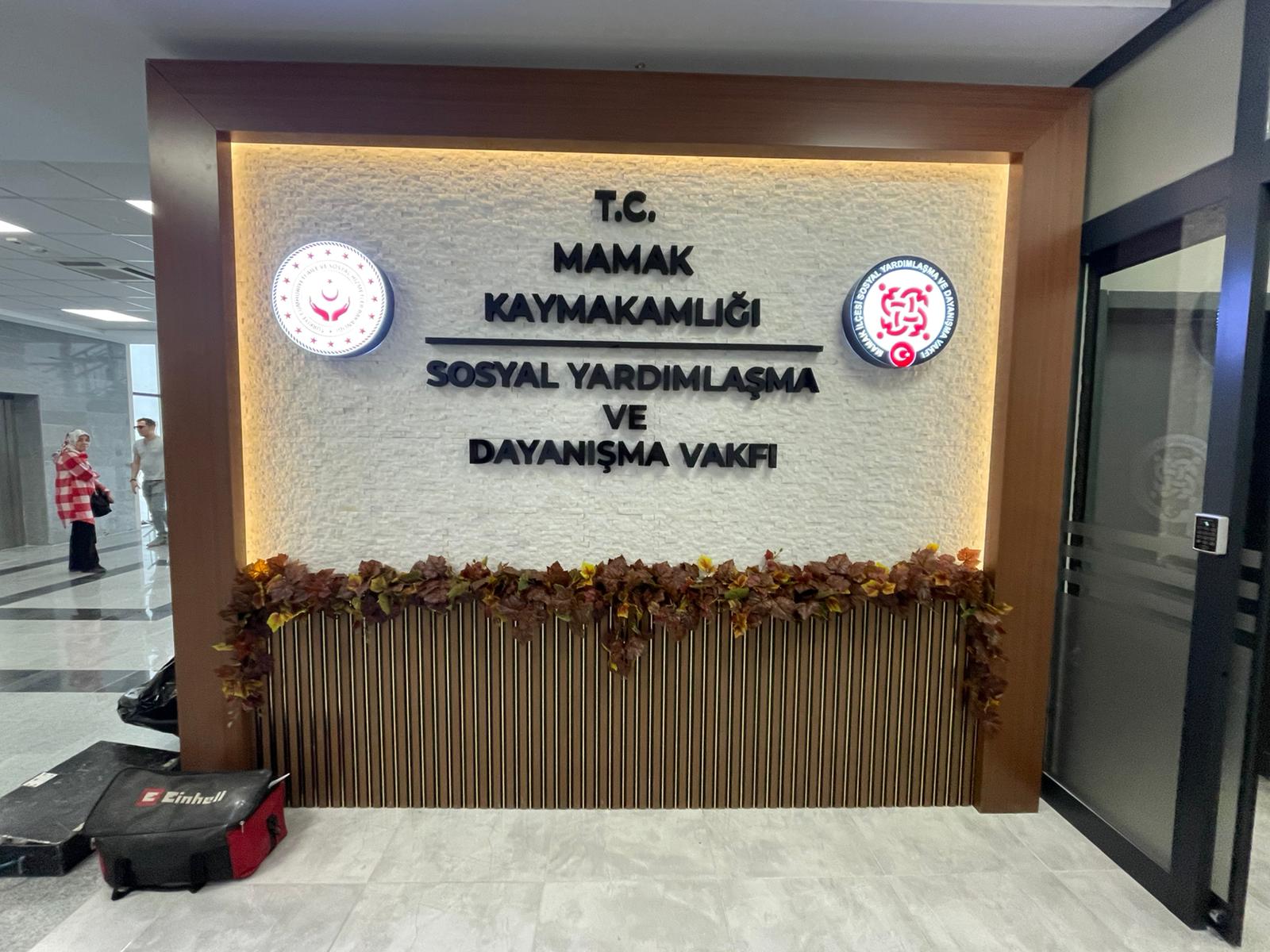 Totem ve Yönlendirme Tabelası